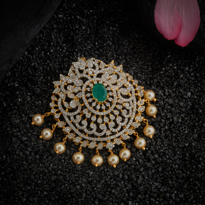 Zoyara Oval Pendant Set