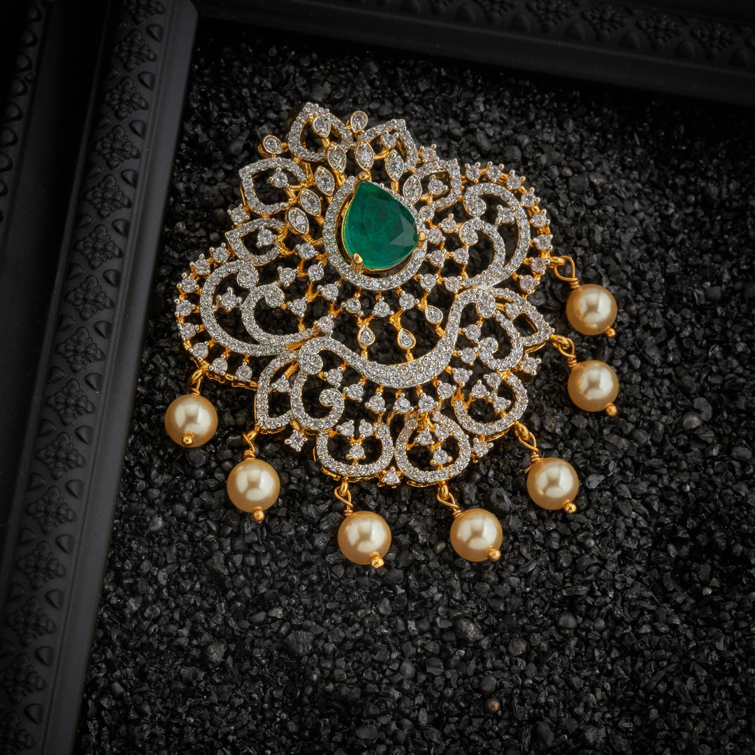 Dazzenza Pendant Set
