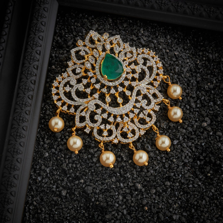 Dazzenza Pendant Set