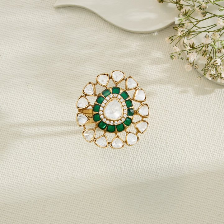 Panna Pushpa Moissanite Ring