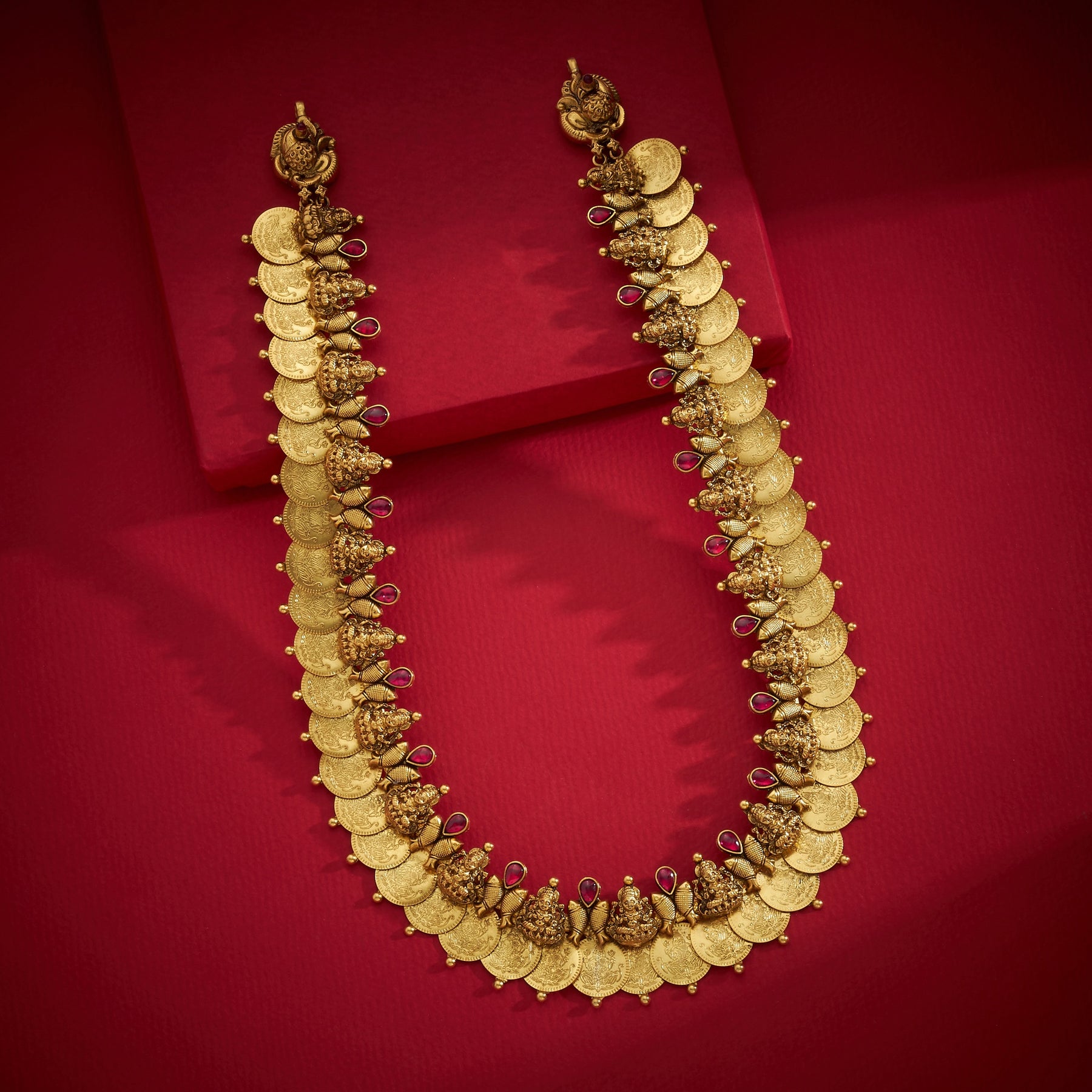 Indira Kasu Temple Necklace