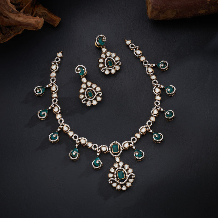 Blooma Victorian Necklace Set