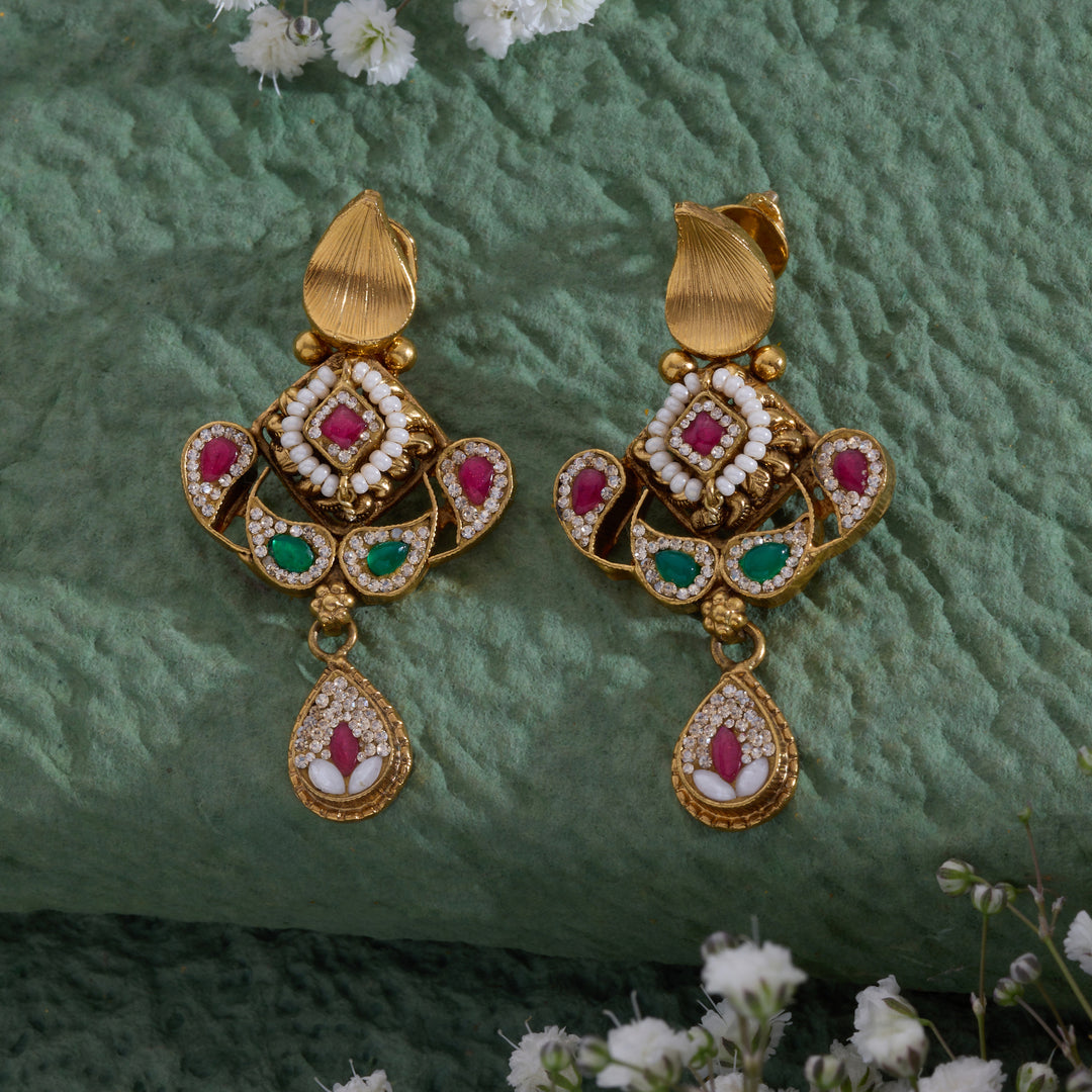 Rajyashri Antique Necklace Set