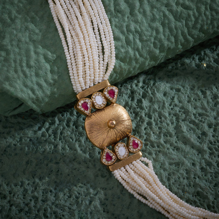 Trioona Pearlwyn Necklace Set