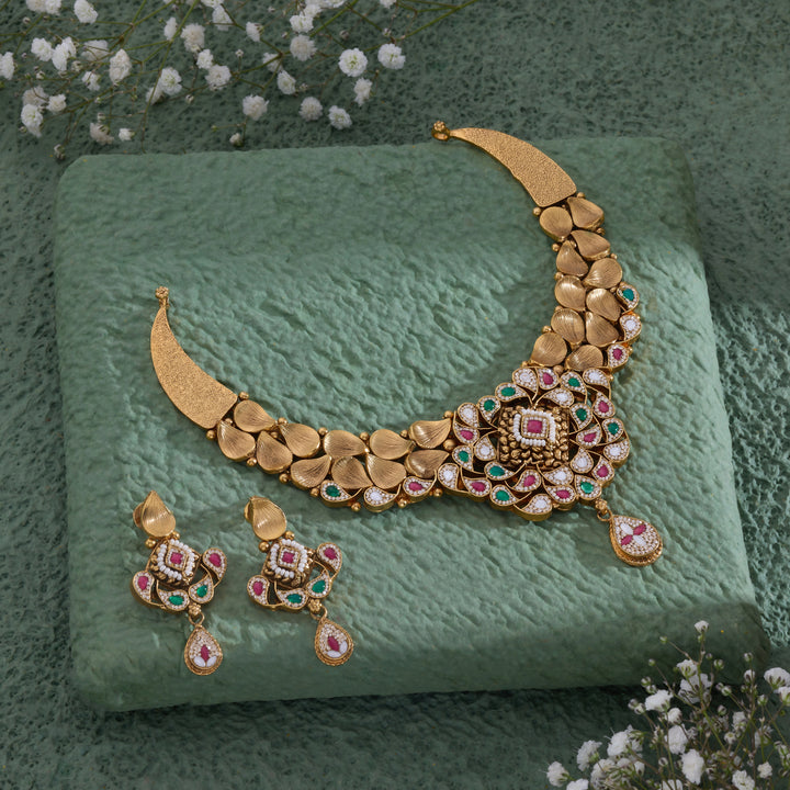 Rajyashri Antique Necklace Set