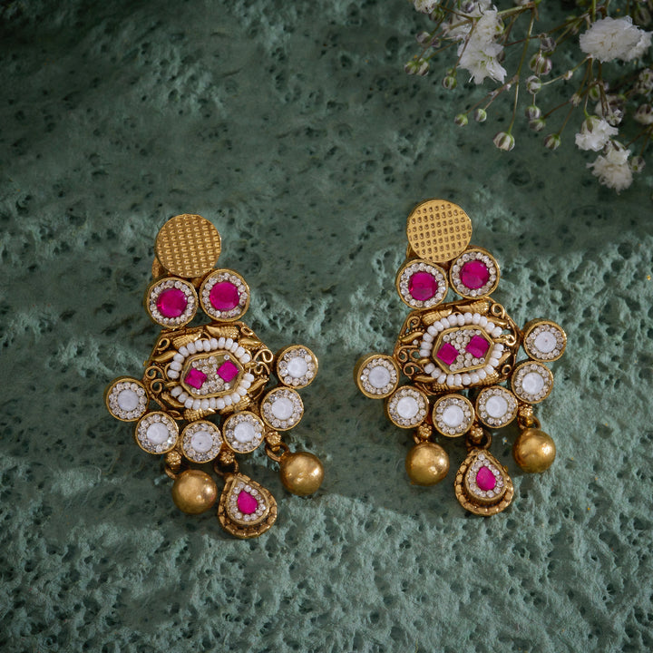Hexa-Flora Antique Necklace Set