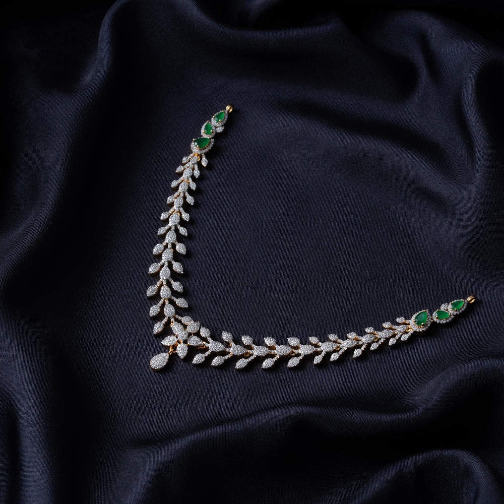 Tarang Diamond Short Necklace
