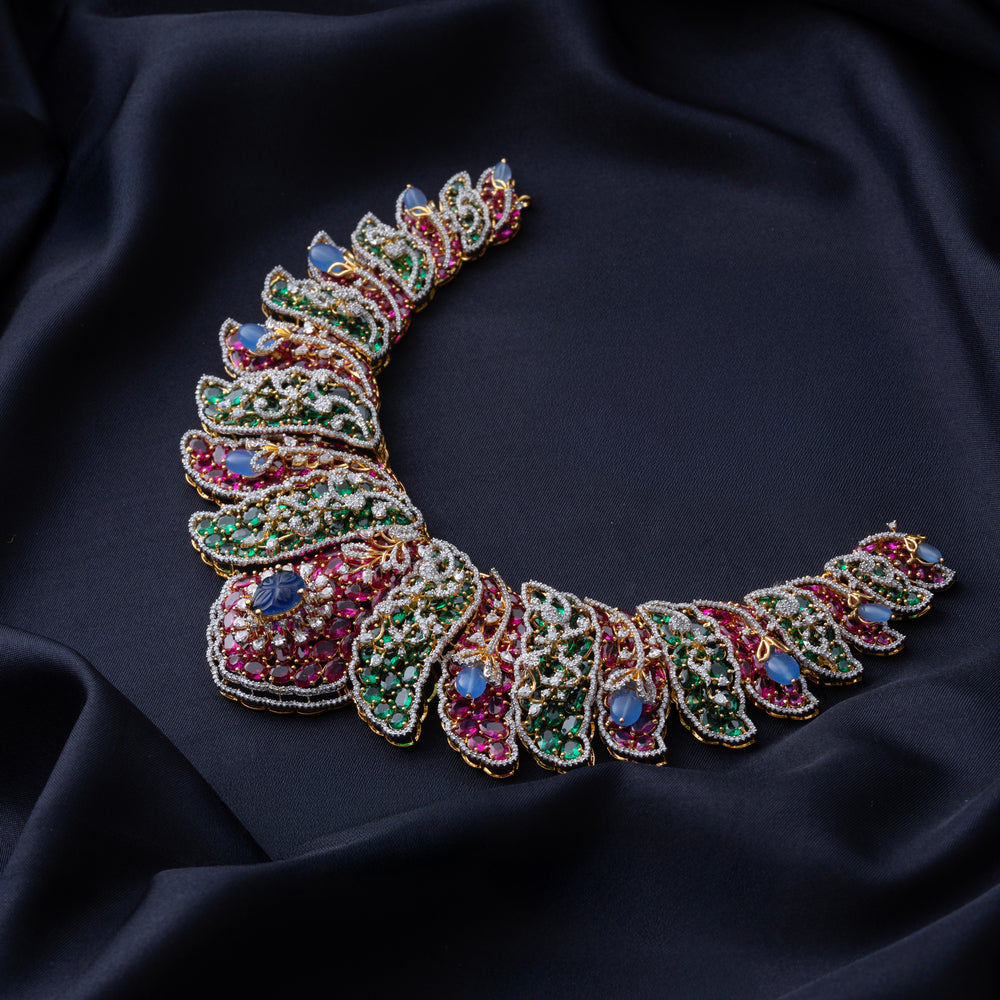 Glamorous Short Necklace
