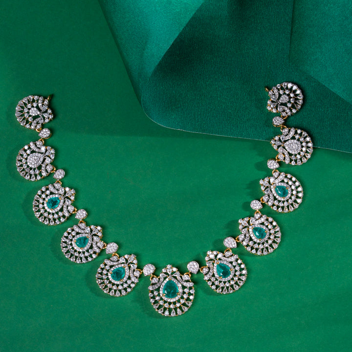 Fleur d’Emeraude Necklace Set