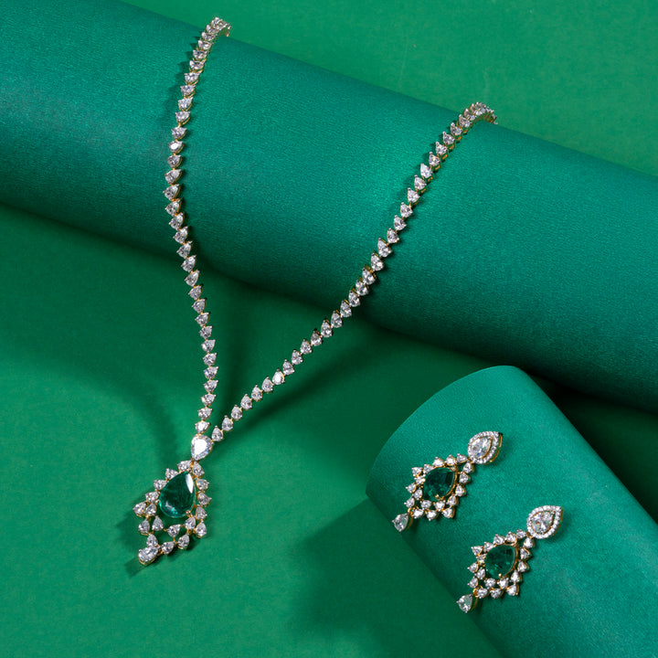 Pearla Verde Necklace Set