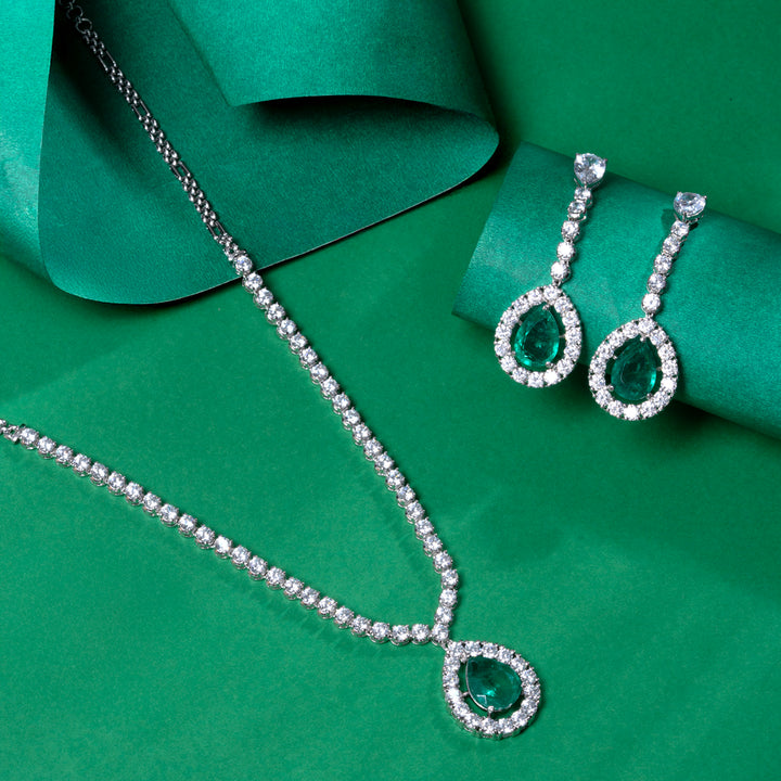 Eden’s Eclipse Necklace Set.