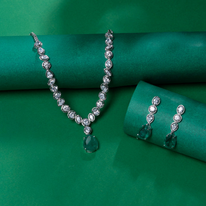 Ruhani Tear Necklace Set