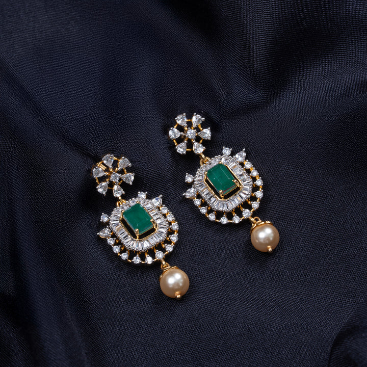 Emerelle Gleam  Pendant Set