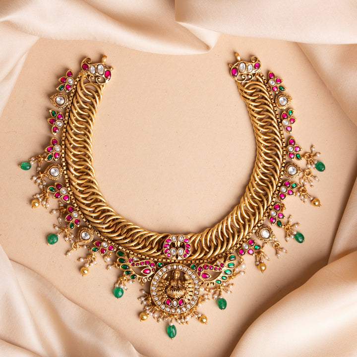 ShriIshvika Short Necklace