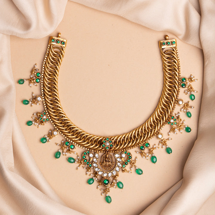 Divya Grace Short Necklace