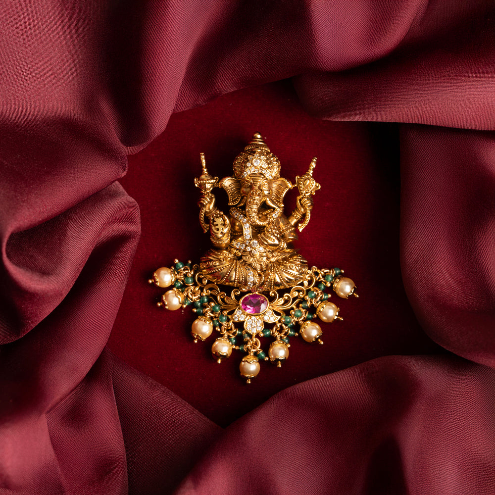 Vakratunda Shine Pendant Set