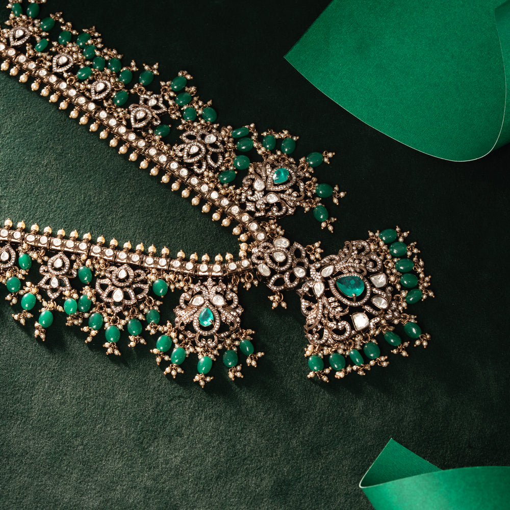 Peacovia Necklace Set