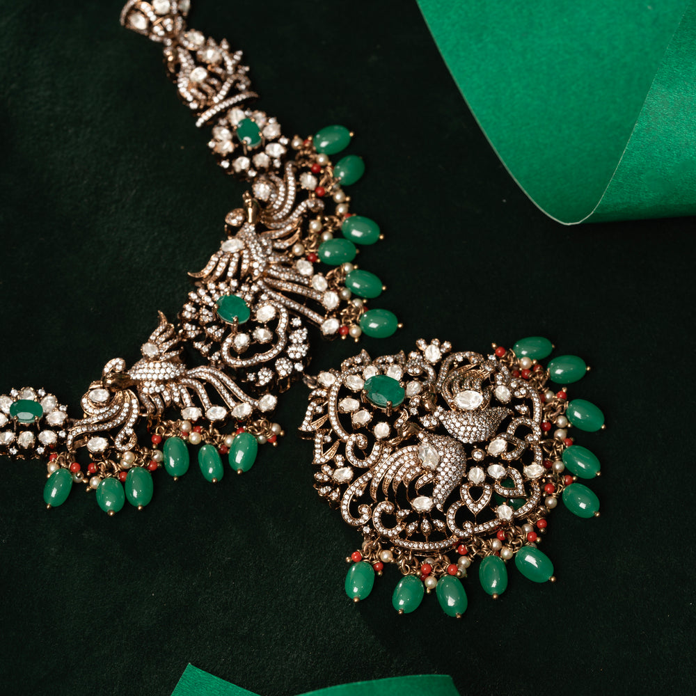Royal Plumage Short Necklace