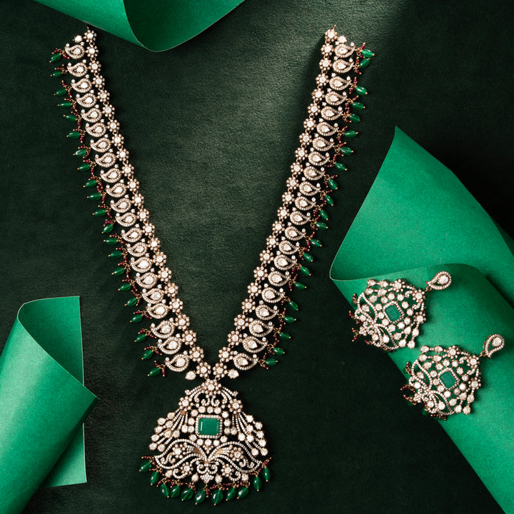 Emerald Aamra Necklace Set