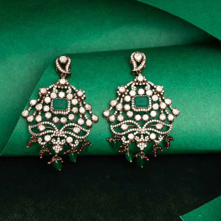 Emerald Aamra Necklace Set