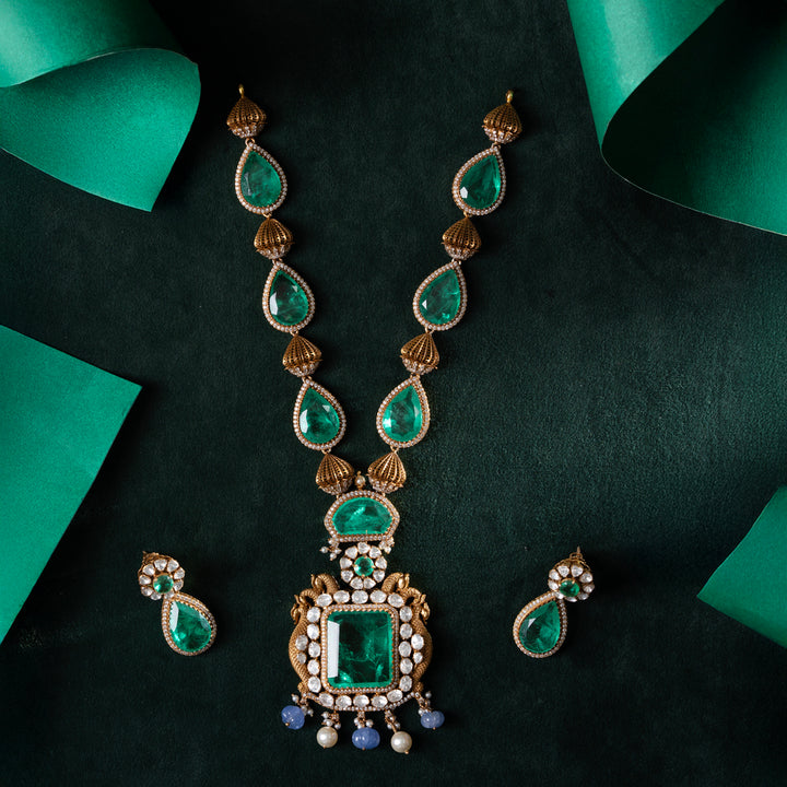 Bokaro Emerald Short Necklace Set