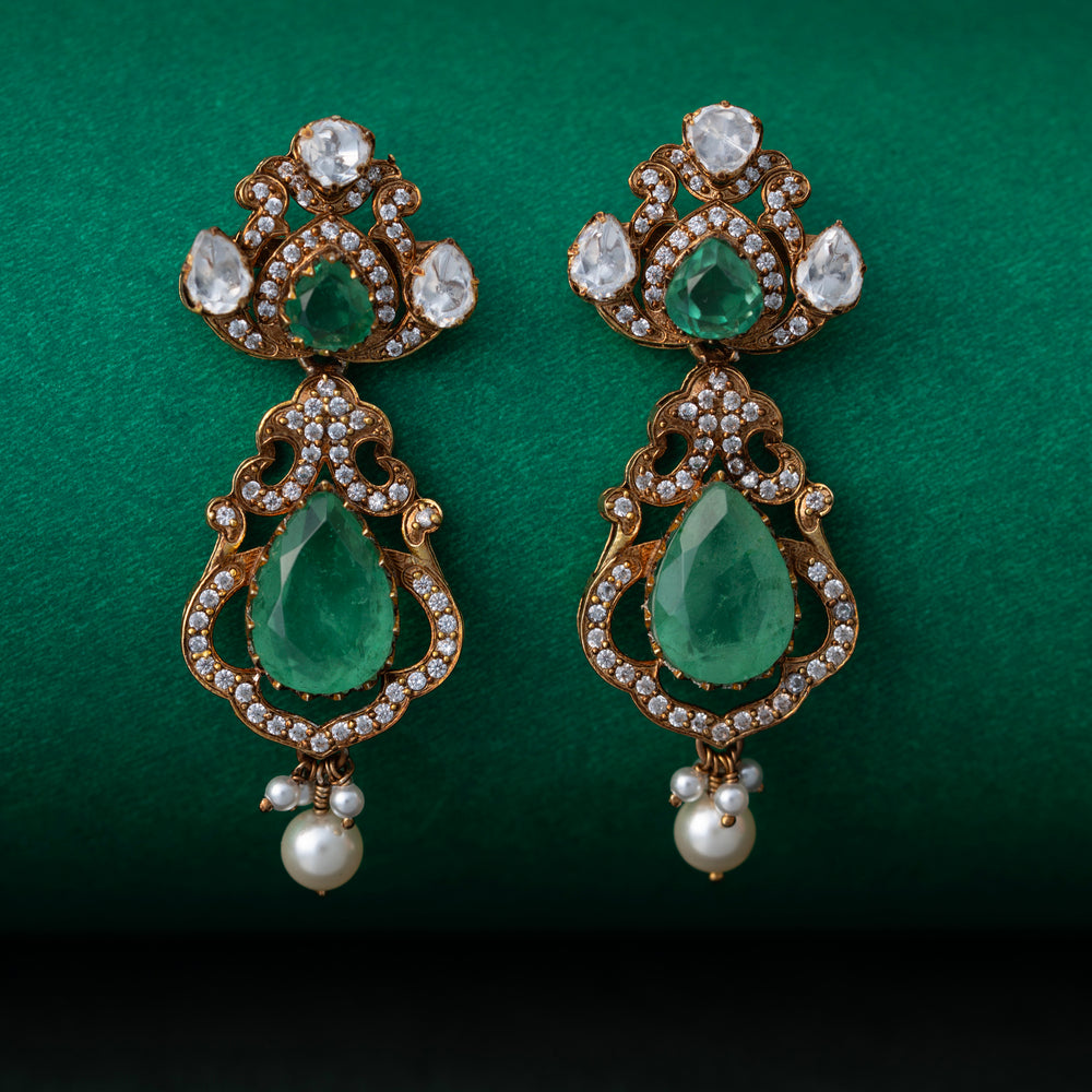 Vasantika Necklace Set