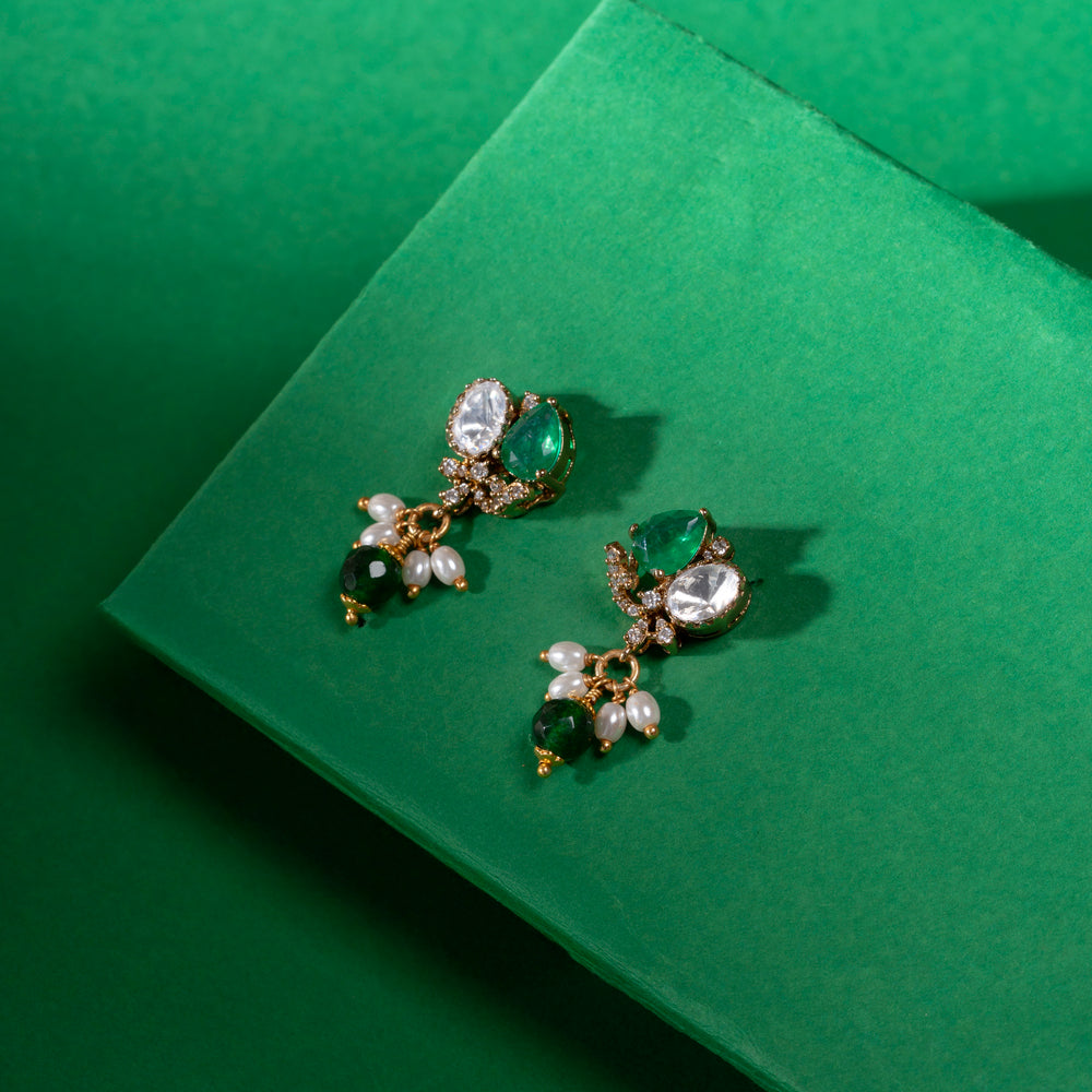 Lady Mirabel’s Gem Necklace Set