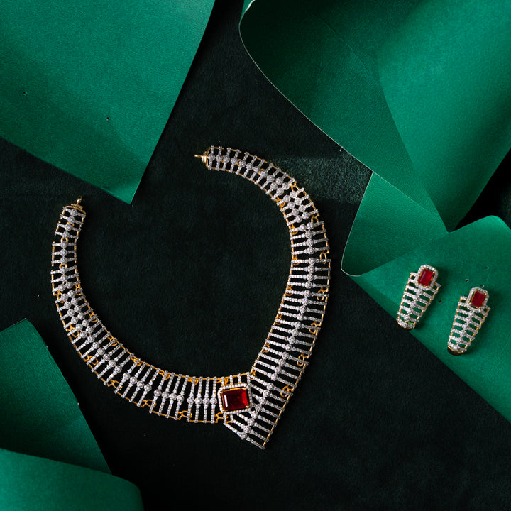 Bow Embrace Necklace Set
