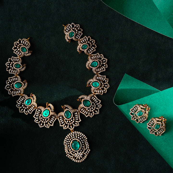 Sovereign Sparkle Necklace Set