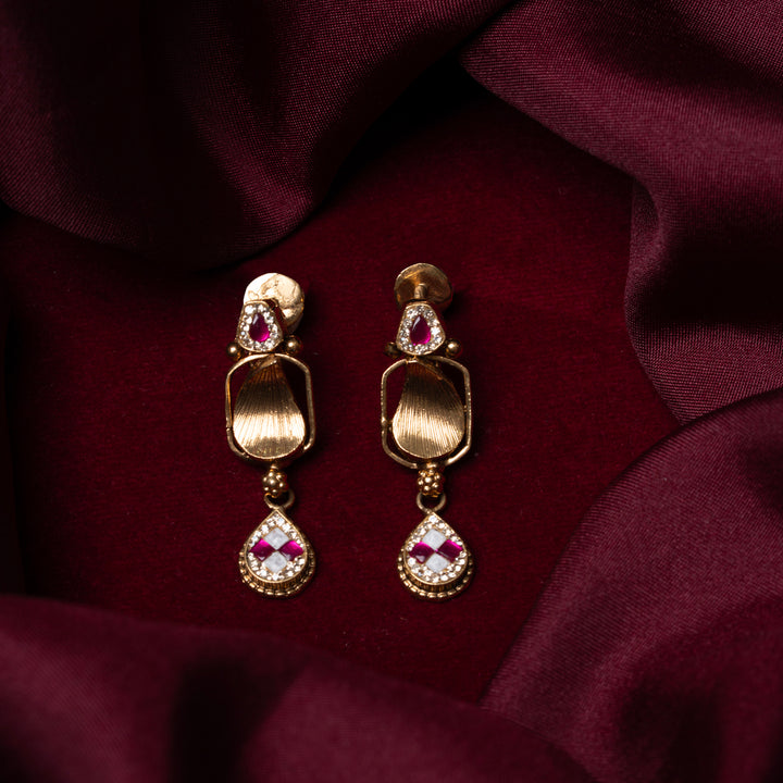 Meenakari Muse Necklace Set