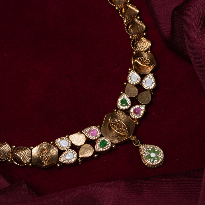 Starry Blossom Necklace Set