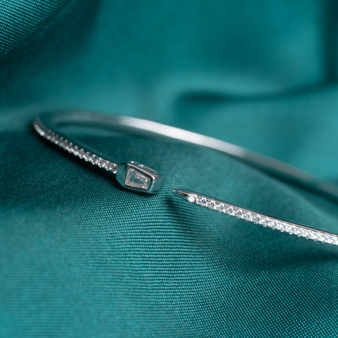 Noir Radiance Bracelet