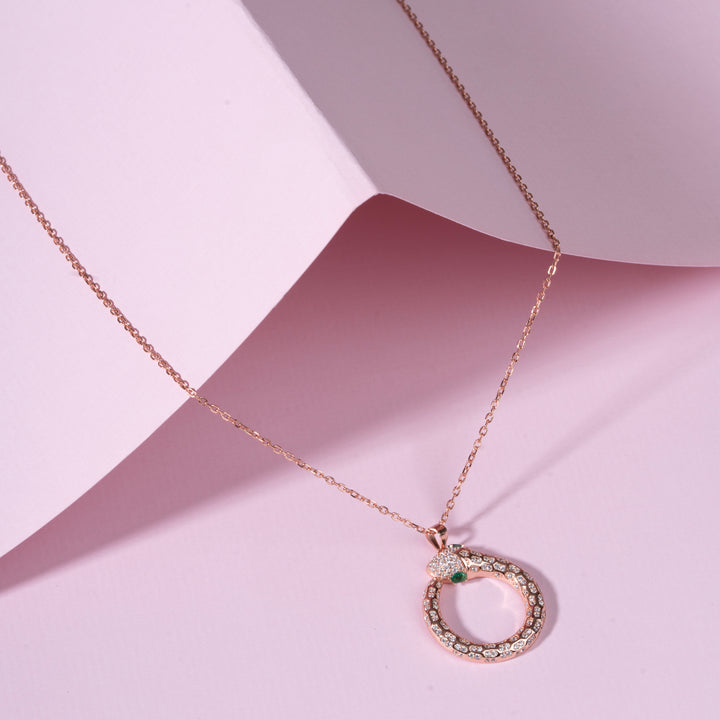Ananta Coil Chain Pendant