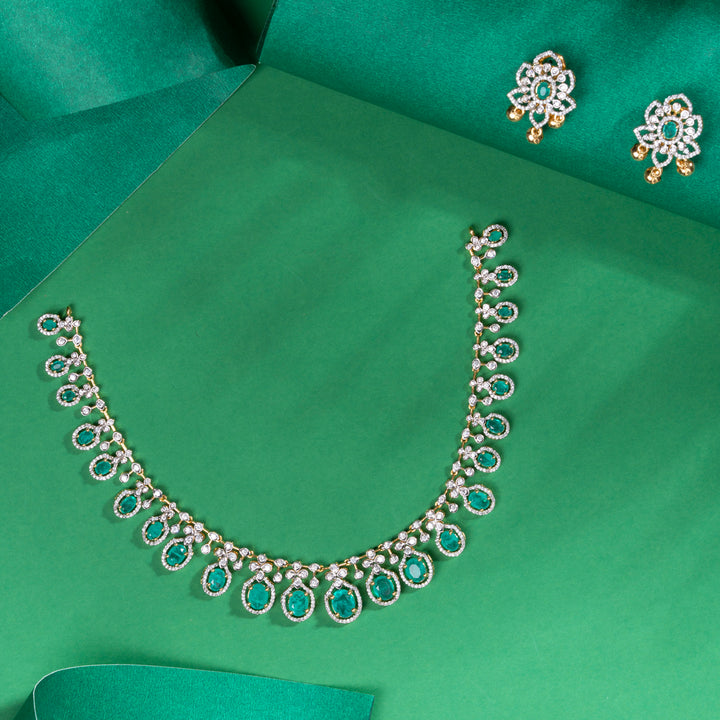 Émera Flare Necklace Set