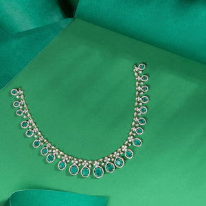 Émera Flare Necklace