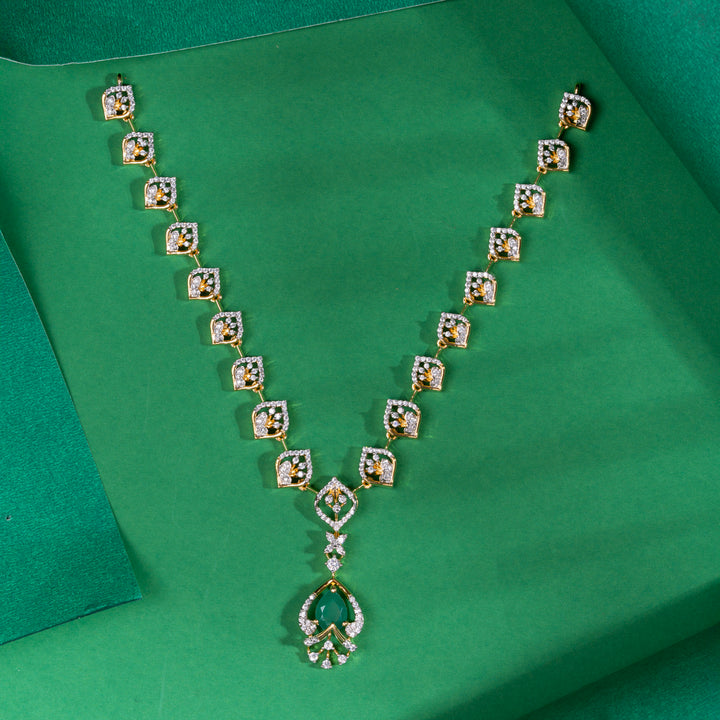 Glitzaria Necklace Set