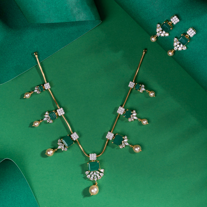 Verdelle Frost Necklace Set