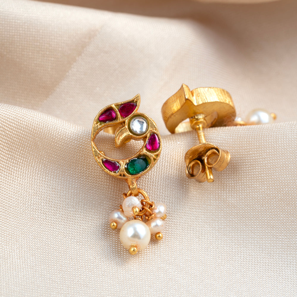 Kundan Kalgi Studs