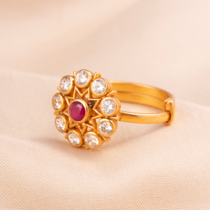 Moissanova Ring