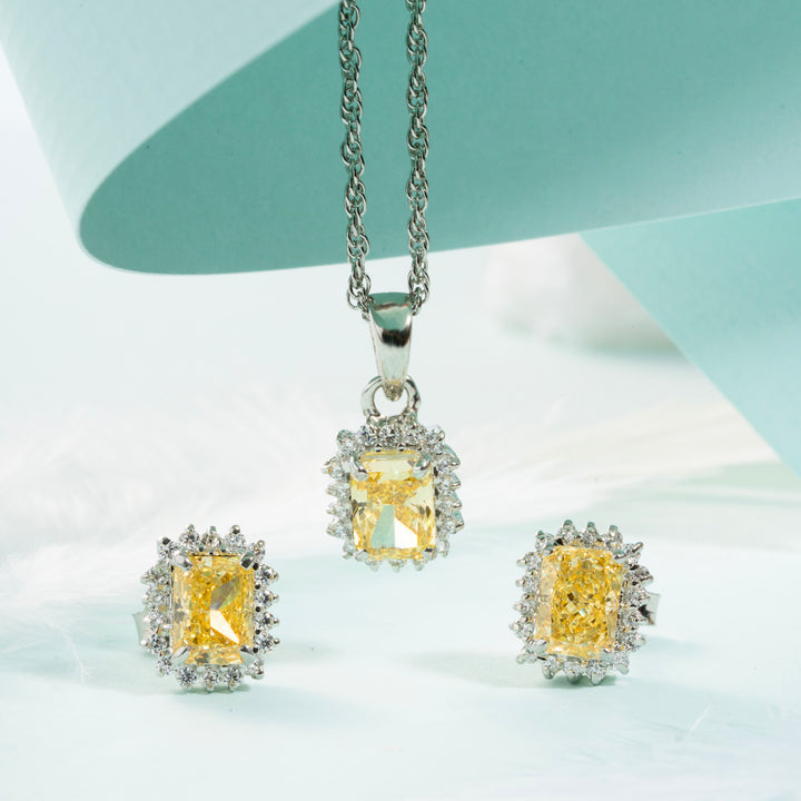 Suncrest Cut Pendant Set