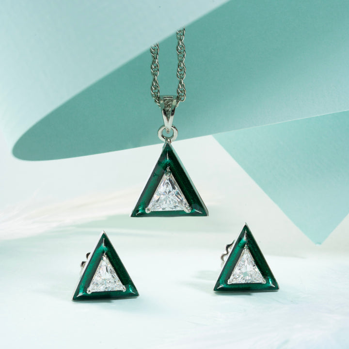 Trigleam Pendant Set