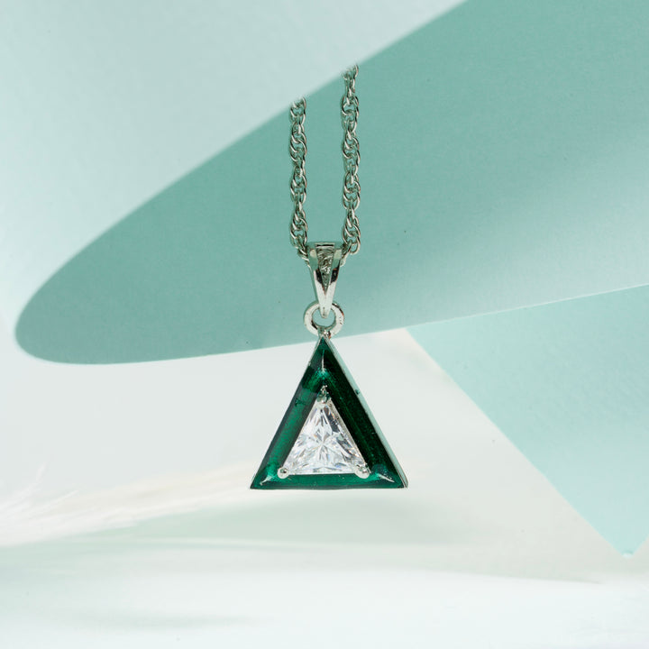 Trigleam Pendant Set