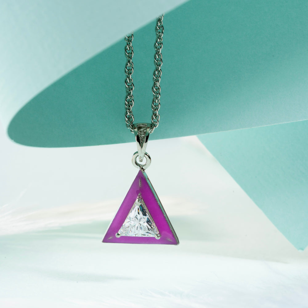 Trigleam Pendant Set