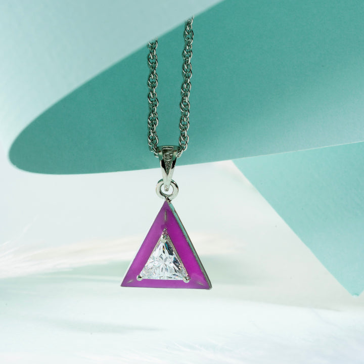Trigleam Pendant Set