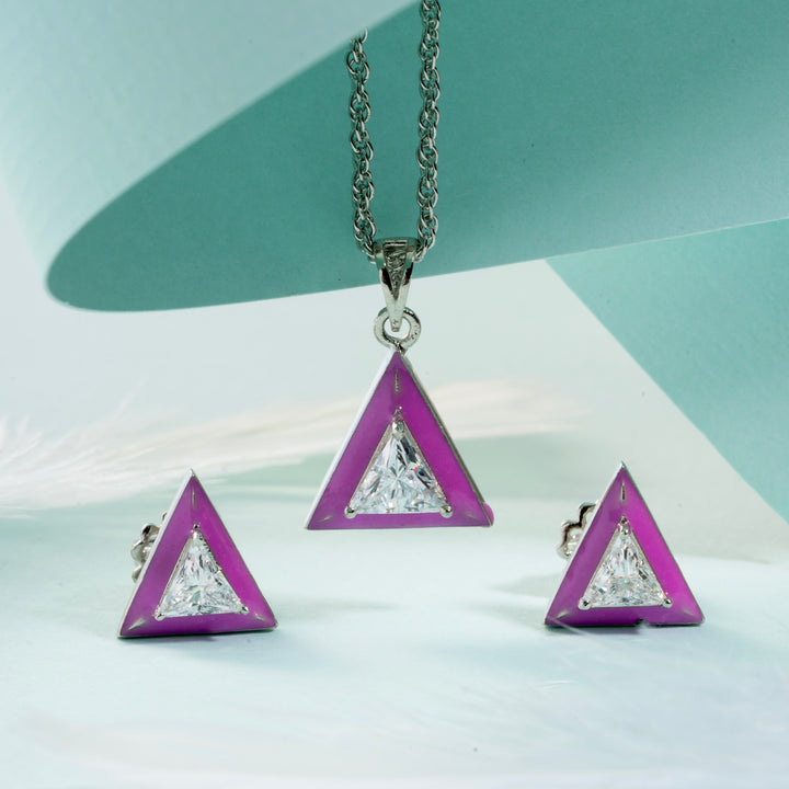 Trigleam Pendant Set
