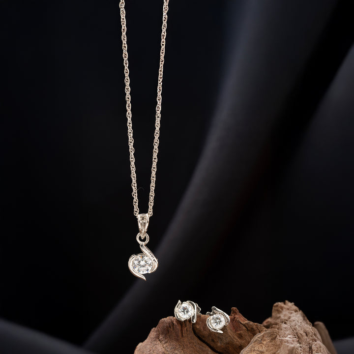 Elara Bloom Pendant Set