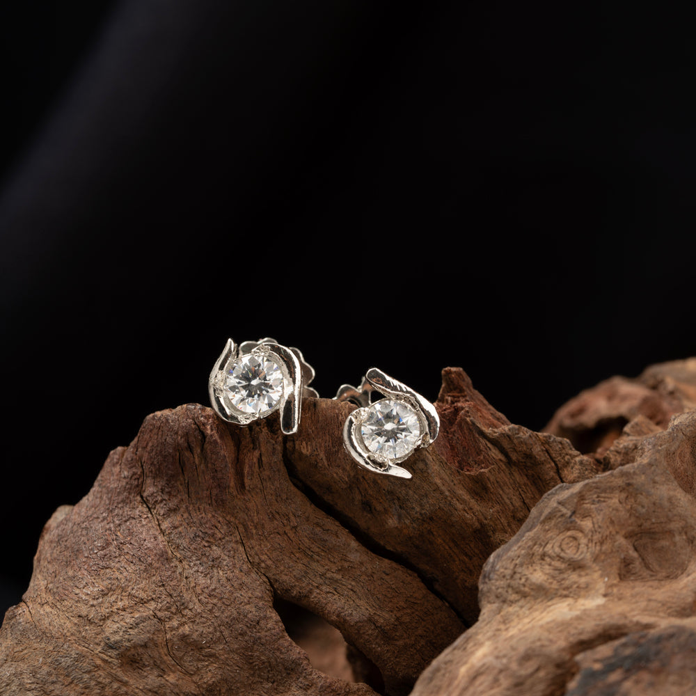 Elara Bloom Pendant Set