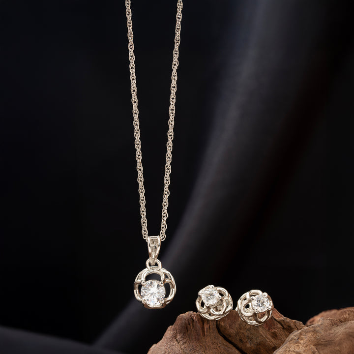 Lumora Pendant Set