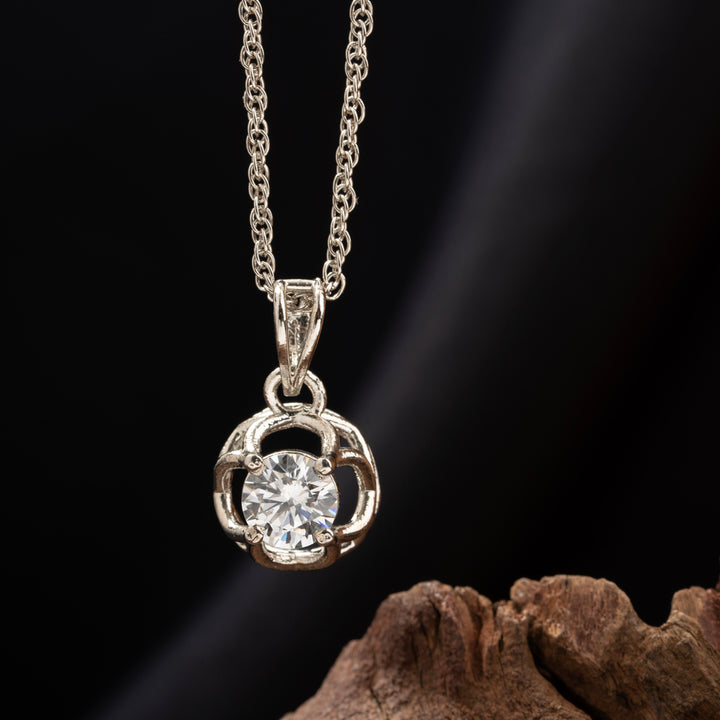 Lumora Pendant Set