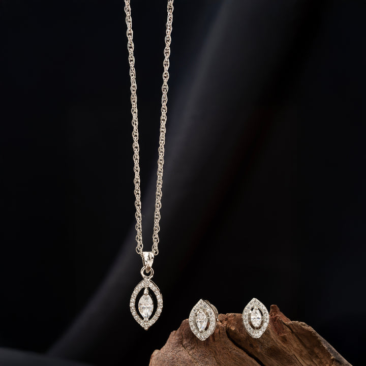 Marquella Pendant Set